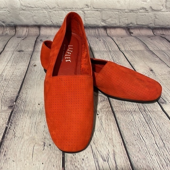 Liz Flex by Liz Claiborne Red suede flats Sz 10M-comfortable and lightweight - Picture 7 of 8